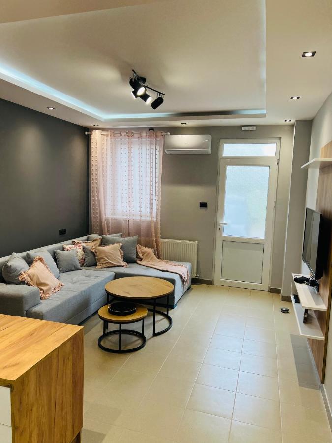 Apartman Novi Sad Petrovaradin Exterior foto